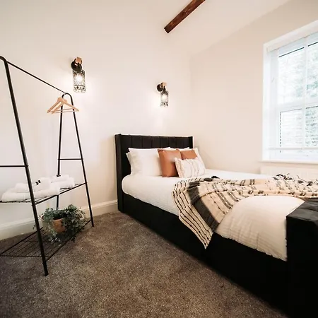 Kandaka-peaceful House Tatil Evi Leeds (West Yorkshire)