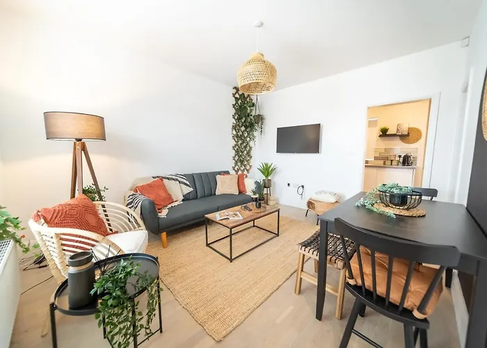 Kandaka-peaceful House