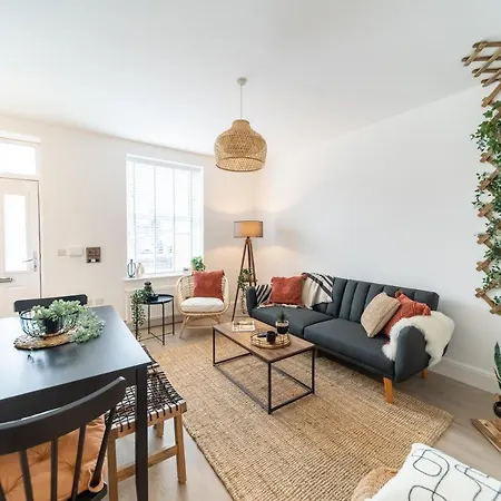 Kandaka-peaceful House *